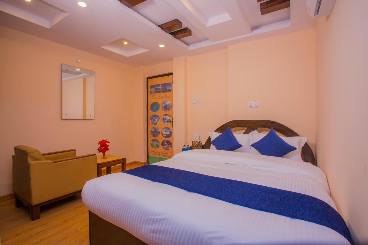 Oyo Hotel Antique Kutty Kathmandu Esterno foto