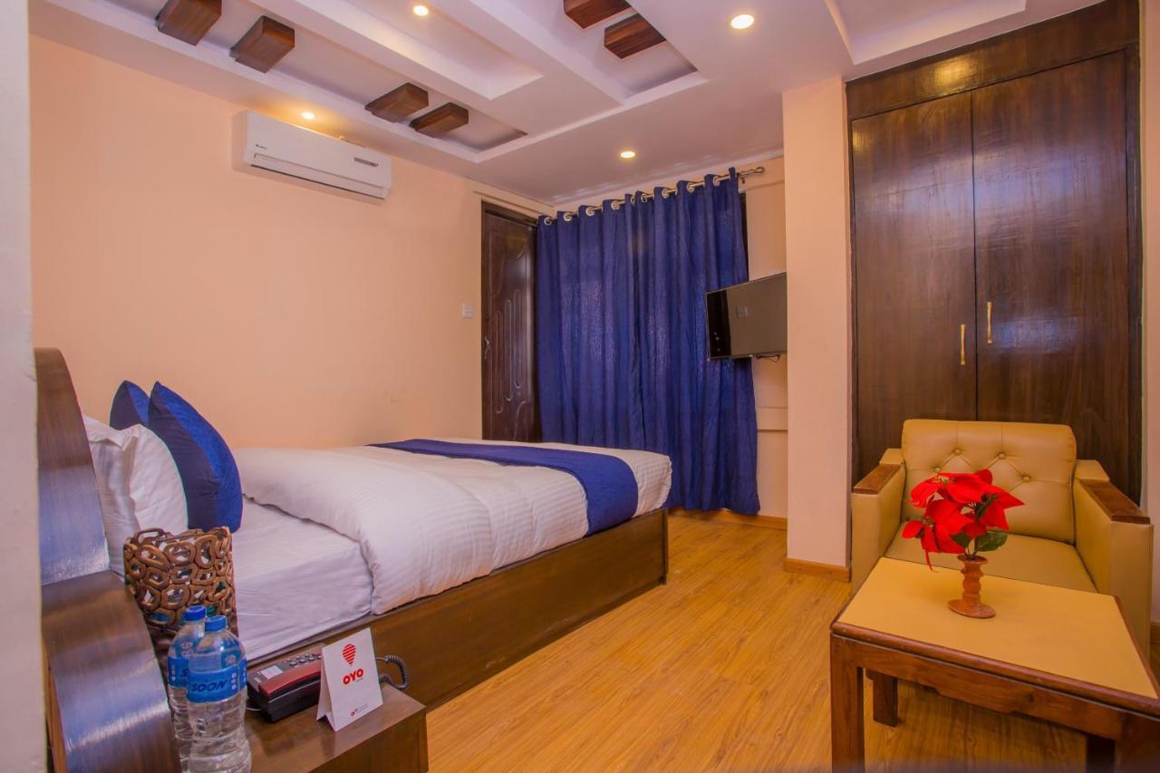 Oyo Hotel Antique Kutty Kathmandu Esterno foto